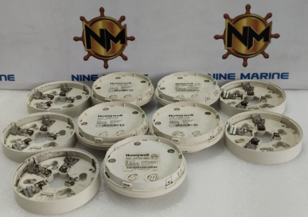 HONEYWELL 6 HONEYWELL TC806E1012M01 PHOTOELECTRIC SMOKE DETECTOR WITH BASE