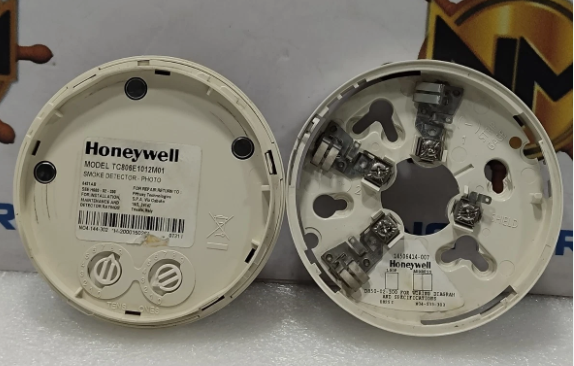 HONEYWELL 9 HONEYWELL TC806E1012M01 PHOTOELECTRIC SMOKE DETECTOR WITH BASE